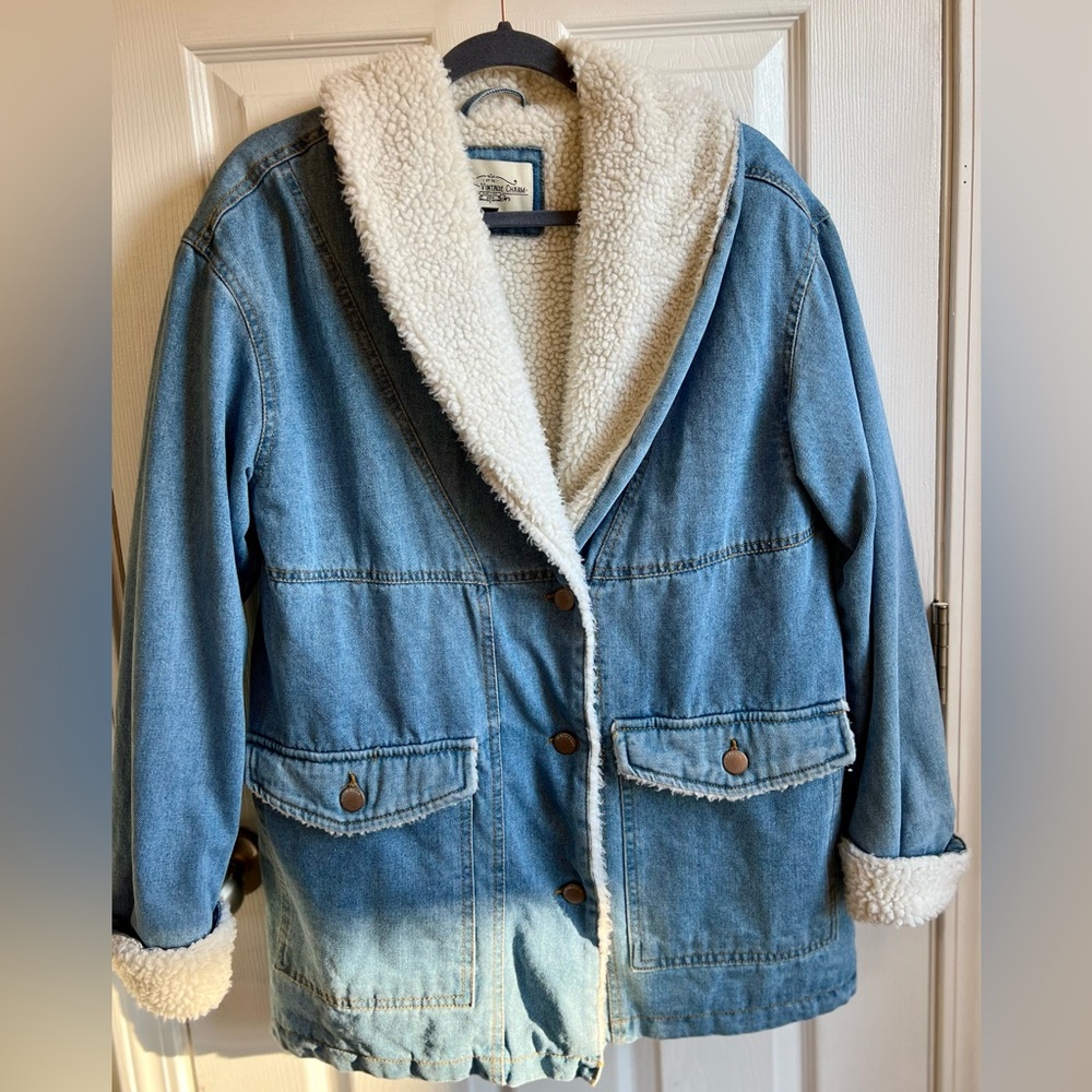 Ashley Vintage Charm - Denim & Sherpa Jacket